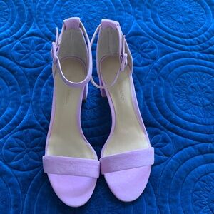 Beautiful Banana Republic Heels